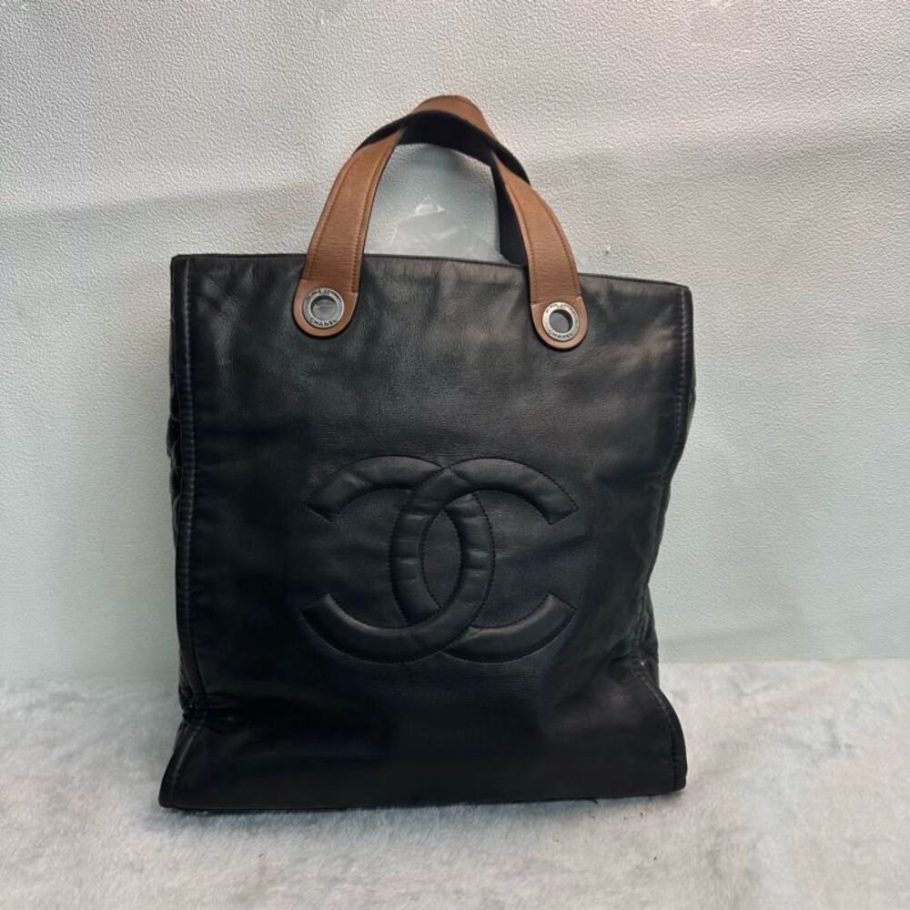 Chanel Women Pre-Loved Bag Very Good Condition